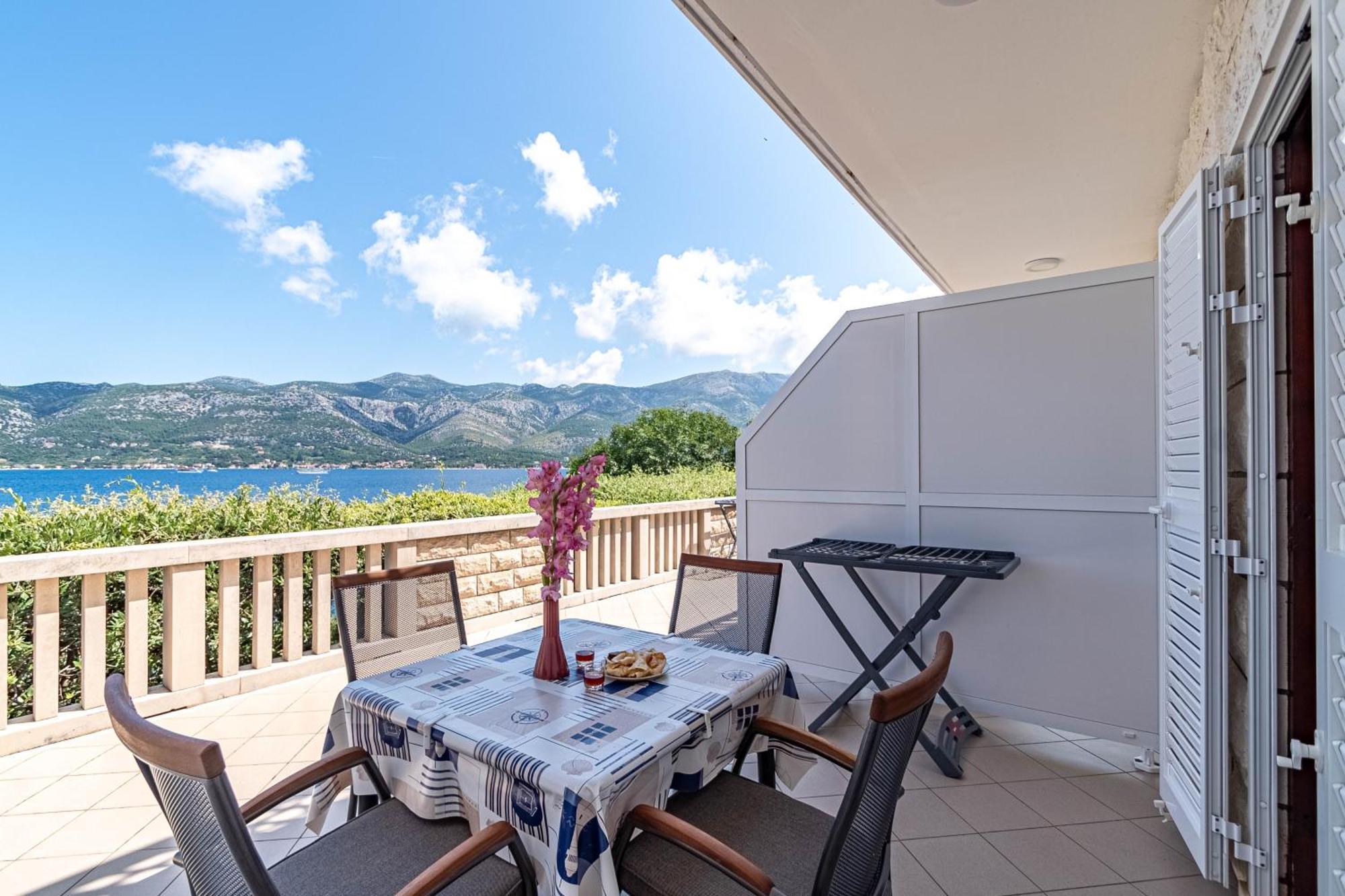 Apartments By The Sea Tri Zala, Korcula - 9237 Zrnovo Zewnętrze zdjęcie
