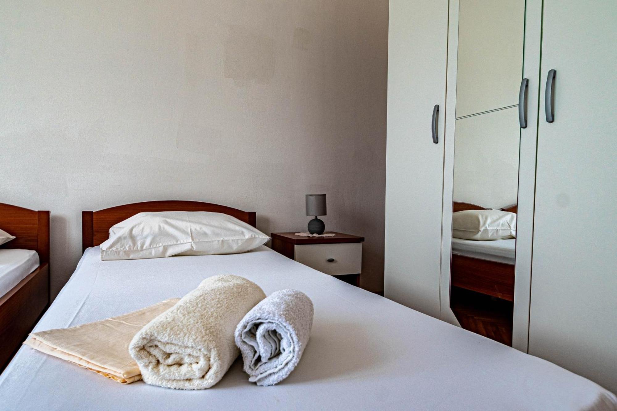 Apartments By The Sea Tri Zala, Korcula - 9237 Zrnovo Pokój zdjęcie